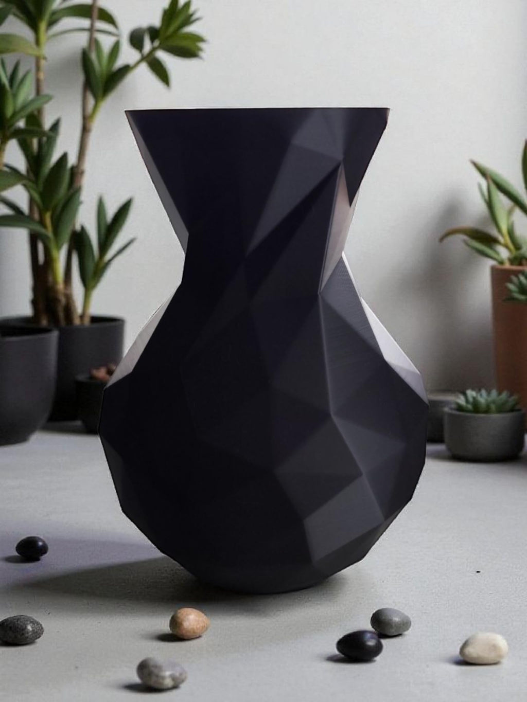 Black Low Poly Geometric Vase