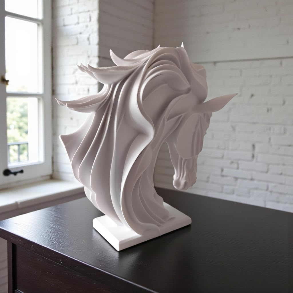 Horse Head Sculpture with Flowing Mane